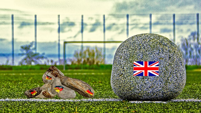 着巨大的压 着巨大的压